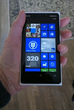 Good Looking and Easy To Hold - The Lumia920